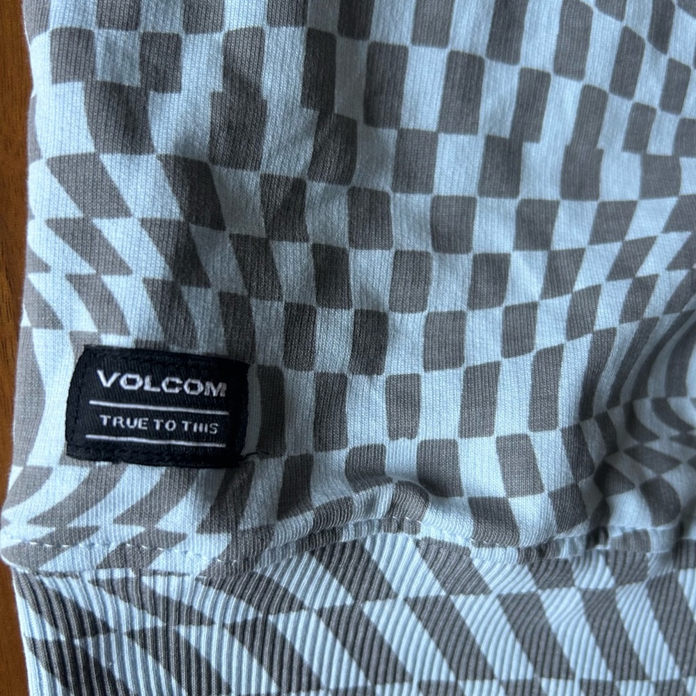 Volcom boys Gray Chevron Set - Picture 10 of 11